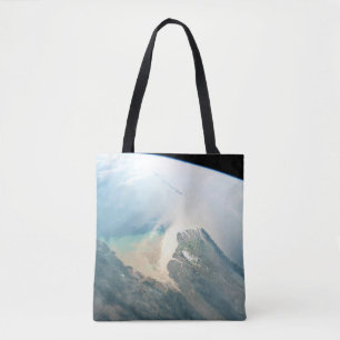 De Irrawaddy-rivierdelta in Birma (Myanmar). Tote Bag