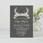 "De jacht is voorbij" Rustic Chalkboard Wedding Kaart (Staand voorkant)