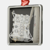 De Japanse Experimentmodule blootgestelde facilite Metalen Ornament (Links)