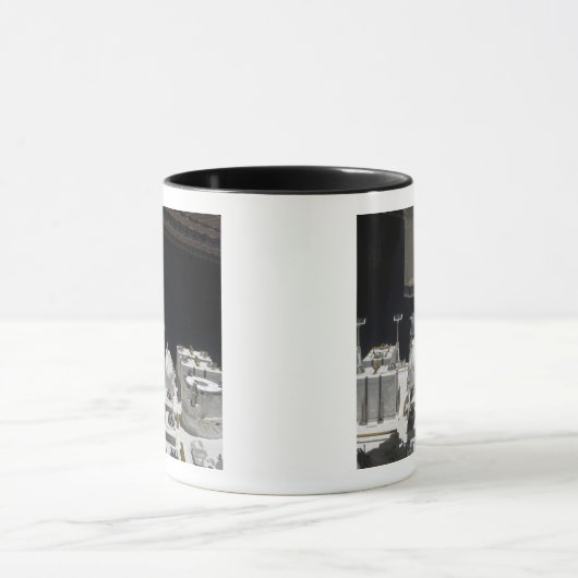 De Japanse proefmodule Blootgestelde faciliteit Mok (Midden)