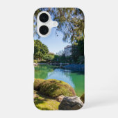 De Japanse Vriendschapstuin iPhone 16 Hoesje (Achterkant)