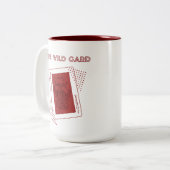 De joker van de wildcard rood tweekleurige koffiemok (Voorkant links)