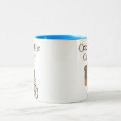 De jongen draagt Gek voor de Vakantie van de Cacao Tweekleurige Koffiemok (Center)