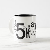 de junkie - mok (Voorkant links)