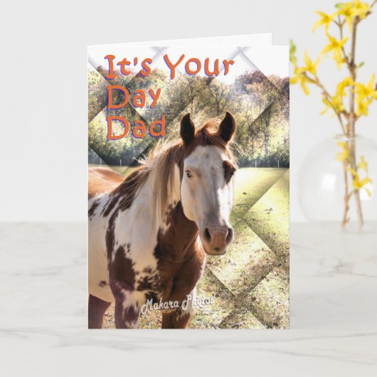 De Kaart van Bday van het Paard van de verf voor (Gele Bloem)