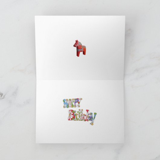 De Kaart van de verjaardag met Paard Dala (Binnen)