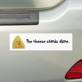 De kaas staat alleen. bumpersticker (Op auto)