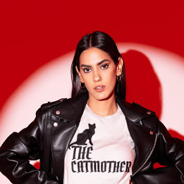 DE KAT MOEDER KAT MOEDER T-SHIRTS