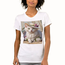 De kat op het strand.