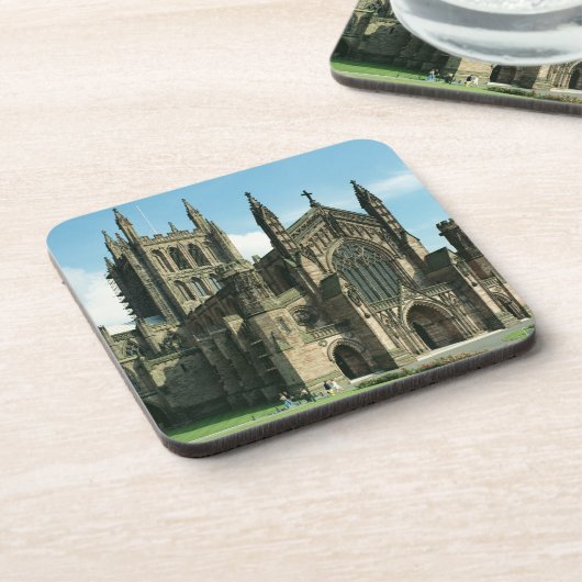 De kathedraal-kerk van de verouderde maagd Maria e Onderzetter (Linkerzijde)