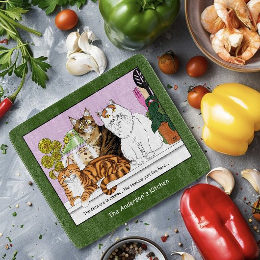 De katten zijn in functie snijplank