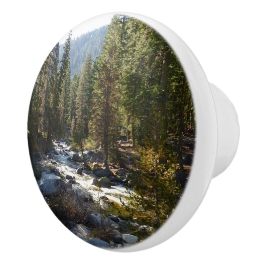 De Kaweah-rivier in het natuurpark Sequoia Keramische Knop (Rechts)