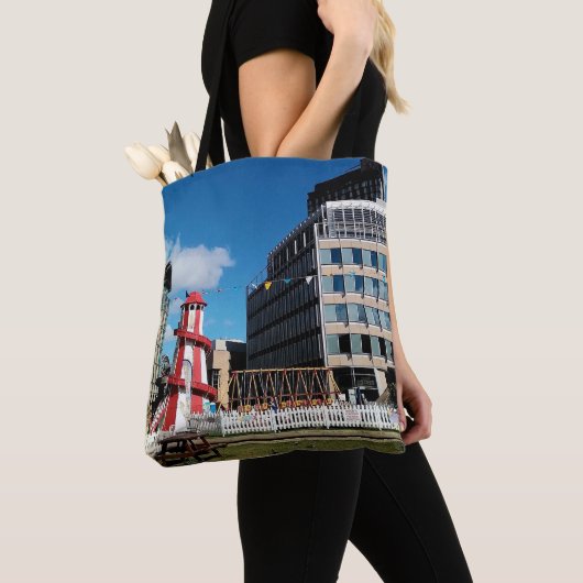 De kermis, het stadscentrum tote bag (Dichtbij)