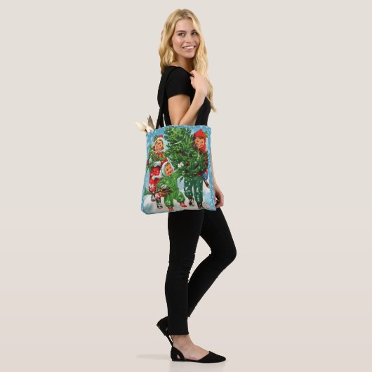 De kerstboom halen tote bag (Op model)