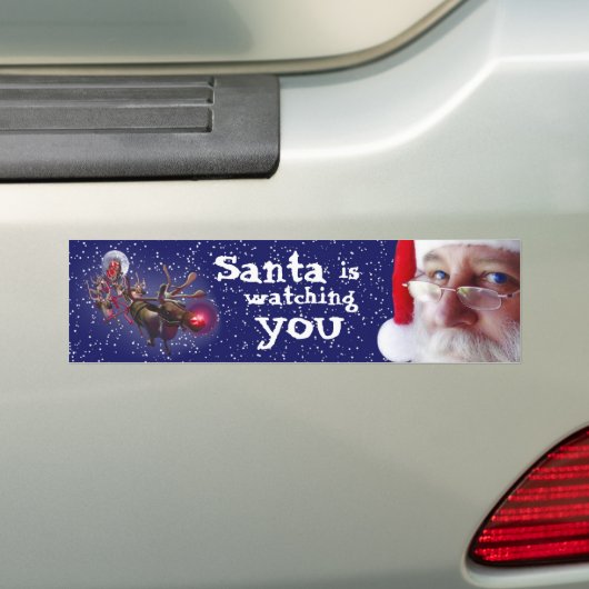 De kerstman kijkt naar je bumpersticker (Op auto)