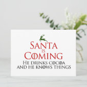 De kerstman komt eraan | Funny Flat Holiday Kaart (Staand voorkant)