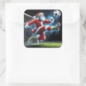 De Kerstman schopt een Voetbal in de winter Vierkante Sticker (Tas)