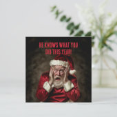 De kerstman weet wat je dit jaar hebt gedaan. feestdagenkaart (Staand voorkant)