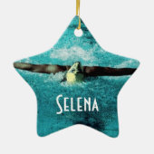 De kerstversiering met de foto van Swimmer Keramisch Ornament (Achterkant)