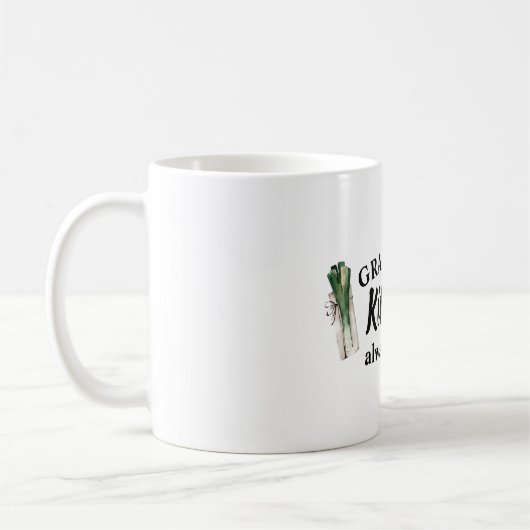 De keuken van de moderne grootmoeder is altijd ope koffiemok (Links)