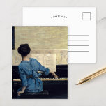 De Keynote | William Merritt Chase Briefkaart<br><div class="desc">De hoofdplaats (1915) | The Keynote van William Merritt Chase is een verfijnd schilderij dat het achterste uitzicht toont van een vrouw die in een mooie blauwe jurk gekleed gaat terwijl ze piano speelt. De zachte belichting en het delicate penseelwerk creëer zorgen voor een intieme sfeer, waarbij de nadruk ligt...</div>