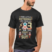 De Kinder 3e verjaardag Astronaut heeft drie keer T-shirt (Voorkant)