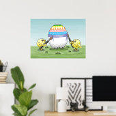 De kippen schilderen een paasei poster (Thuiskantoor)