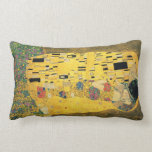 De Kiss - Gustav Klimt Kussen<br><div class="desc">Dit is een schilderij met de titel "The Kiss" van Gustav Klimt.</div>