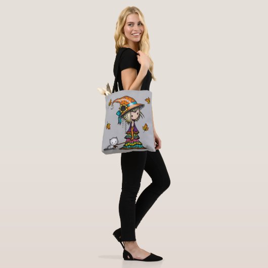 De kleine anderer-heks en Cat Halloween-kunst Tote Bag (Op model)