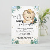 De kleine koning laat eucalyptus gouden baby showe kaart (Staand voorkant)