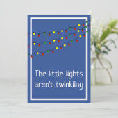 De kleine lichten zijn niet twinkelend feestdagenkaart (Staand voorkant)