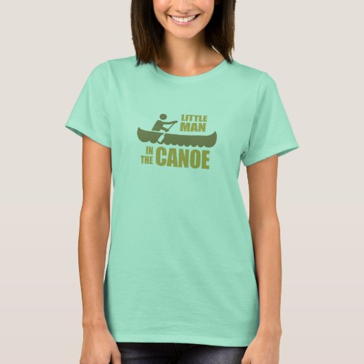 DE KLEINE MAN IN DE CANO T-SHIRT (Voorkant)