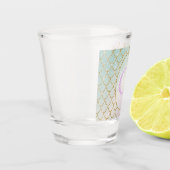 De kleine zeemeermin. Golden schalen op een roze,  Shot Glas (Links)