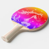 De kleine zoete pony, roze tafeltennisbatje (Voorkant Gekanteld)