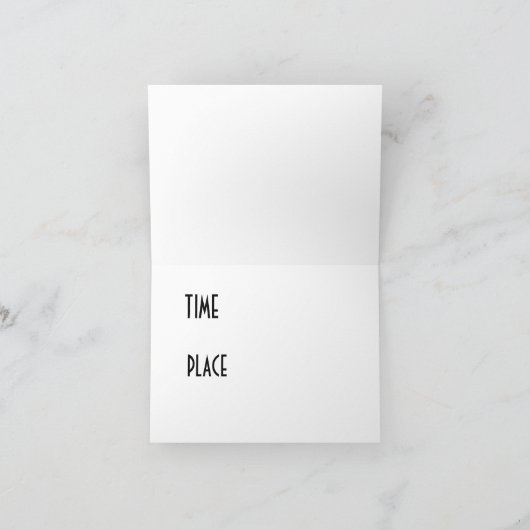 De kleurrijke Cocktail van Martini nodigt uit (Binnen)