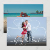 De knoop vastmaken | Modern hart lint bruiloft Save The Date (Voorkant / Achterkant)