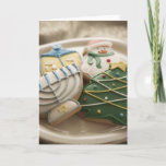 De koekjes van Kerstmis en van de Chanoeka op Feestdagen Kaart<br><div class="desc">AssetID: 200486001-001/{Thomas Northcut}/de koekjes van Kerstmis en van de Chanoeka op bord, </div>