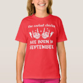 DE KOELSTE CHICKS ZIJN GEBOREN OP DE verjaardag VA T-shirt (Voorkant)