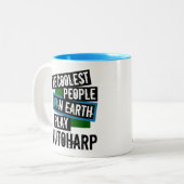 De koelste mensen op aarde die Autoharp spelen Tweekleurige Koffiemok (Voorkant links)