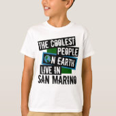 De koelste mensen op aarde leven in San Marino T-shirt (Voorkant)