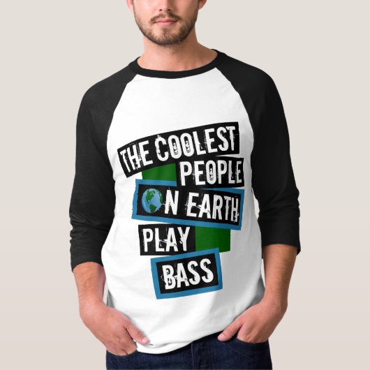 De Koelste Mensen op Aarde Spelen Bas T-shirt (Voorkant)