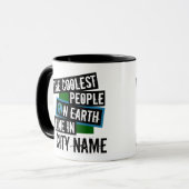 De koelste mensen op aarde wonen in jouw stad mok (Voorkant links)