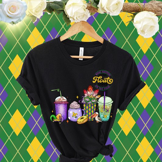 De Koffiebeker van Mardi Gras op de vloer T-shirt