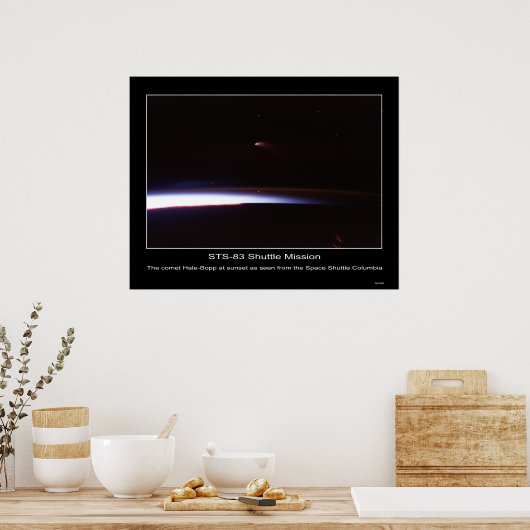 De komeet Hale-Bopp bij zonsondergang... Poster (Keuken)