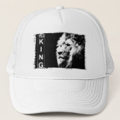 De koning Modern Elegant Pop Art Lion Head Sjabloo Trucker Pet (Voorkant)