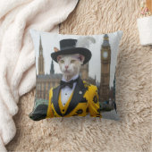 De koninklijke Sphynx in zijn onstuimige pak bij h Kussen (Deken)