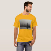 De kooi van Kun Lam standbeeld T-shirt (Voorkant volledig)