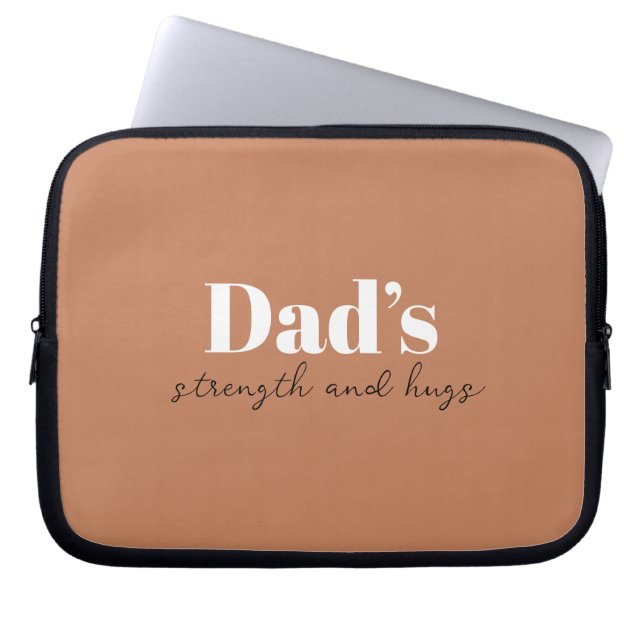 De kracht en knuffels van papa - Vaderdag Gift | Laptop Sleeve (Voorkant)