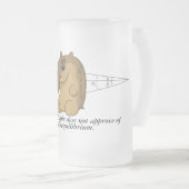 De kritische tapir keurt niet goed matglas bierpul (Voorkant rechts)