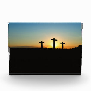 De kruisingen van de kroonkalk bij zonsondergang fotoblokken